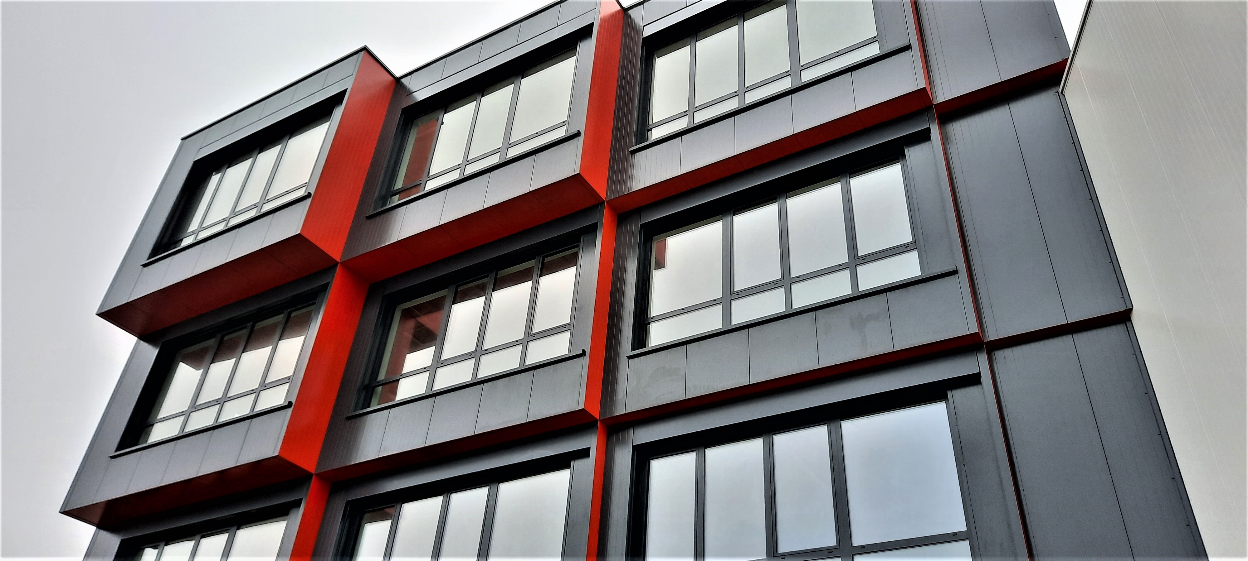 JUTRZENKA PARK SMALL BUSINESS UNITS