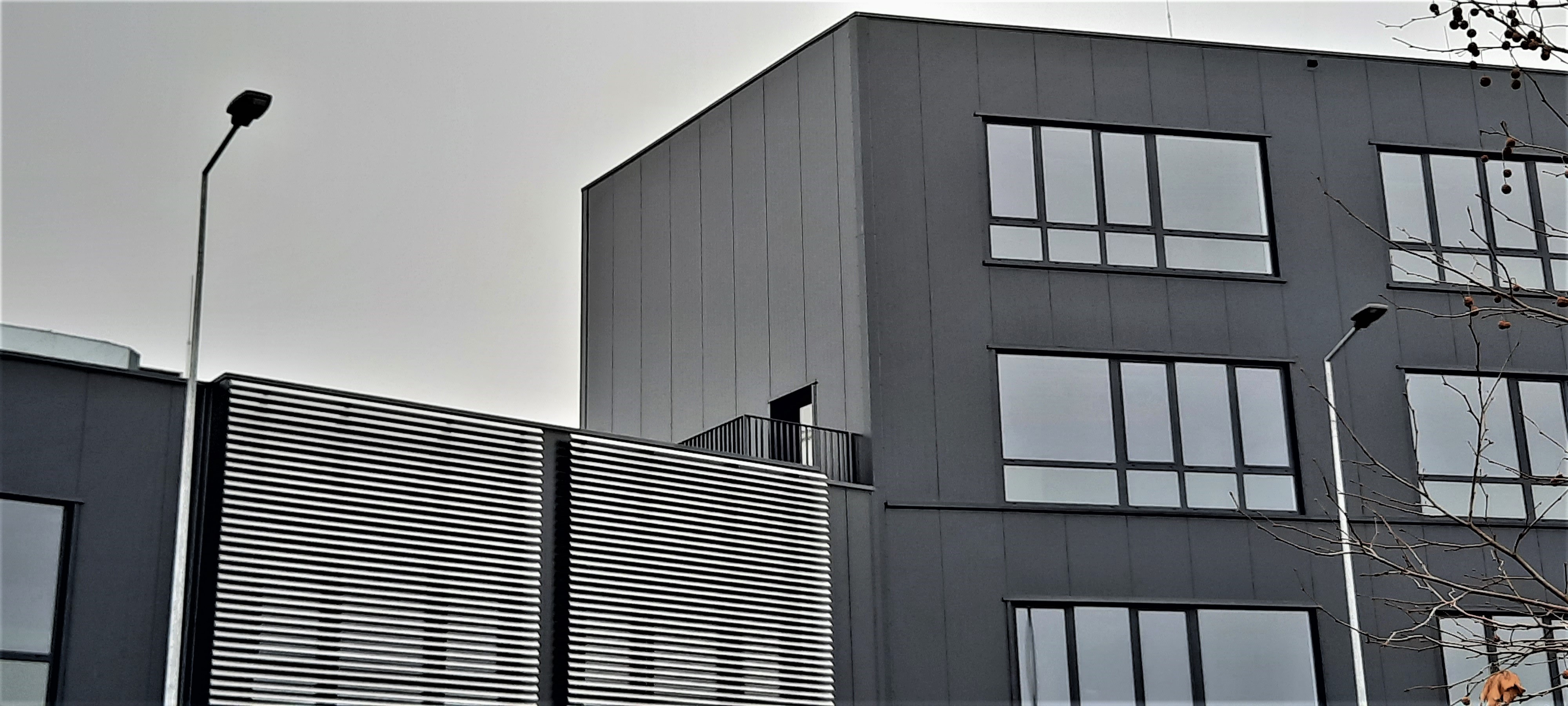 JUTRZENKA PARK SMALL BUSINESS UNITS