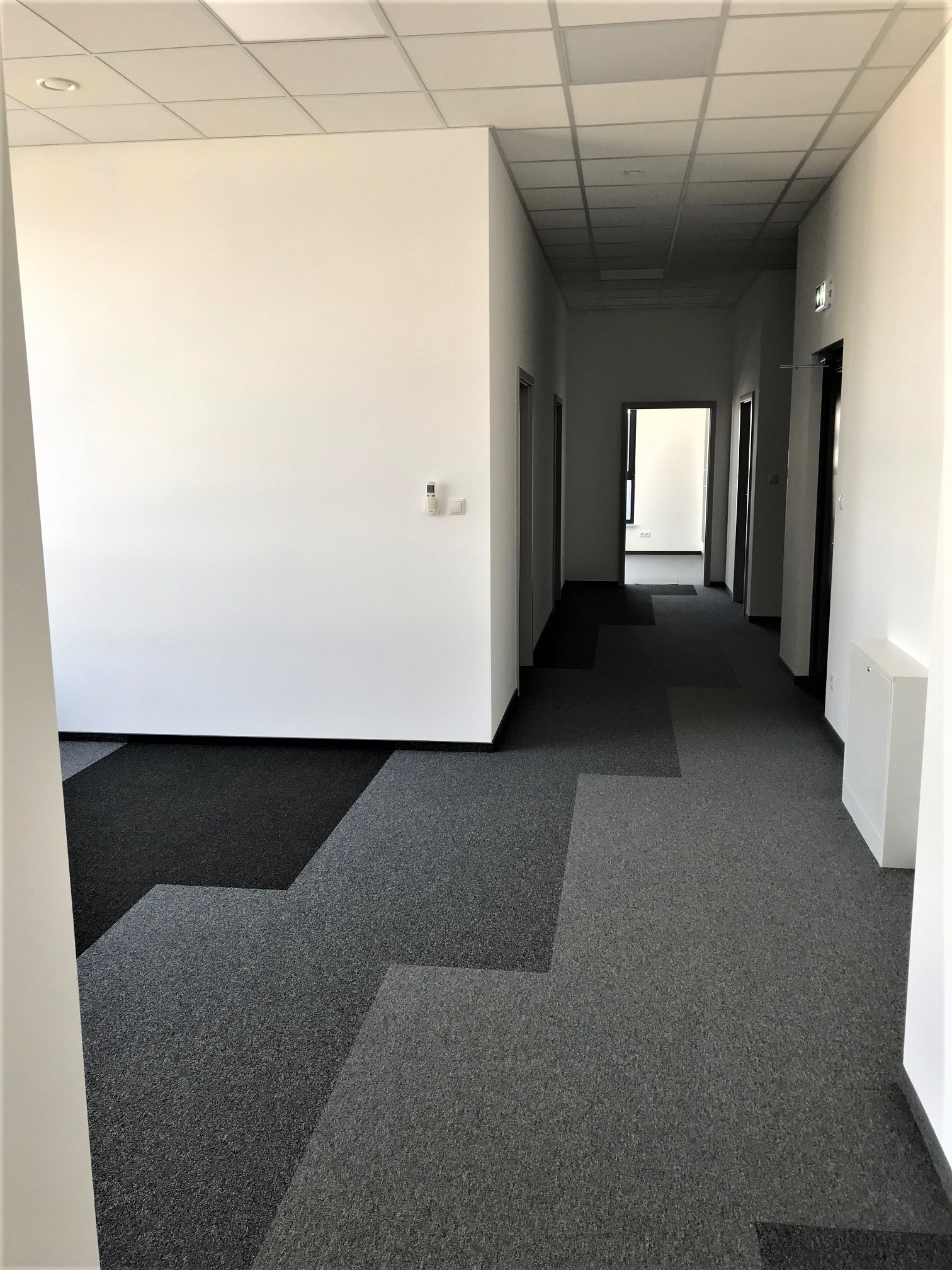 JUTRZENKA PARK SMALL BUSINESS UNITS